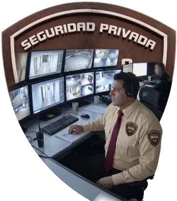 Operador en la central de monitoreo de Grupo MAM